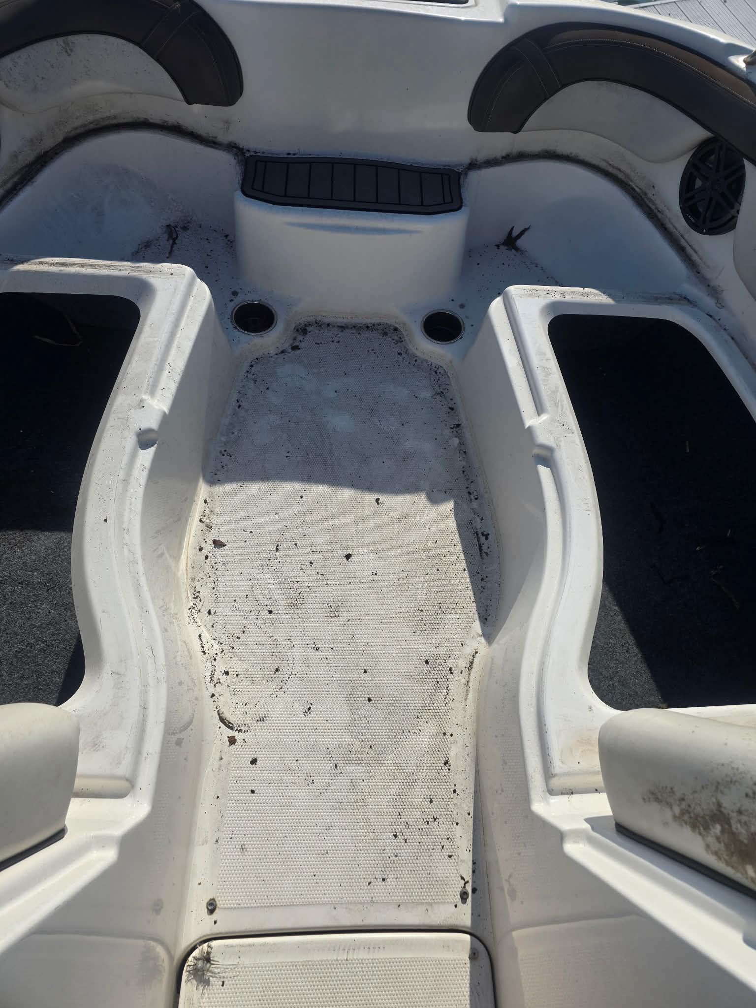 Boat before professional boat washing in Tarpon Springs